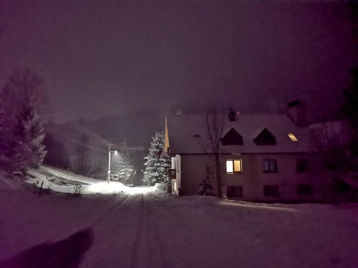 Penzion Zázrifka Zázrivá Exterior foto