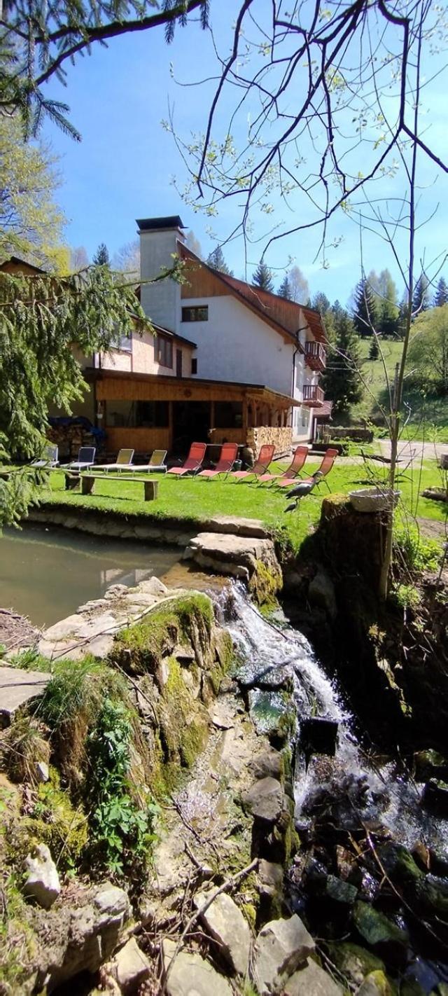 Penzion Zázrifka Zázrivá Exterior foto